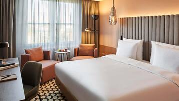 Premium bedding, in-room safe, desk, blackout drapes