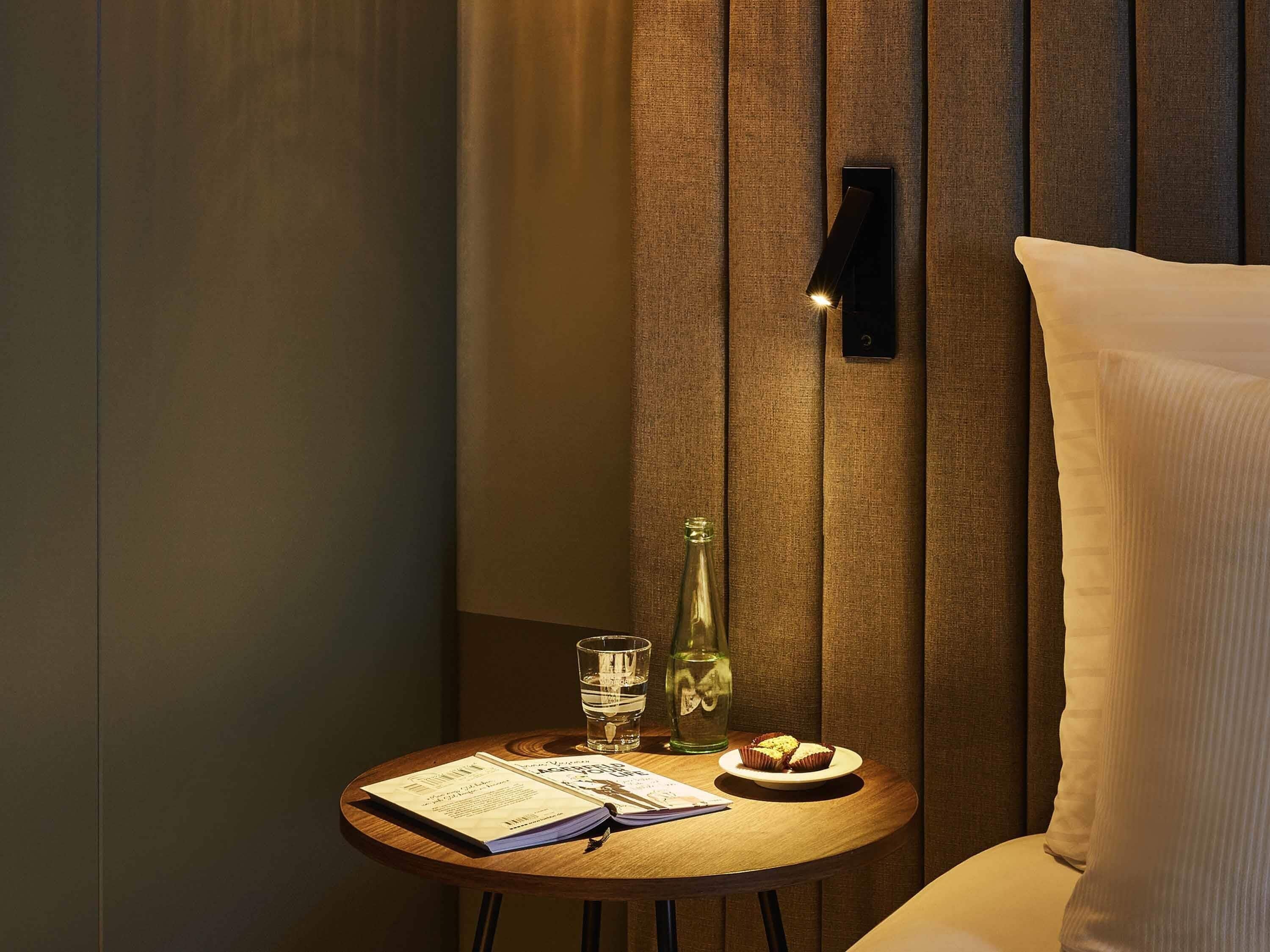 Tomannsrom – superior, 2 enkeltsenger | Sengetøy av topp kvalitet, minibar, safe på rommet og skrivebord