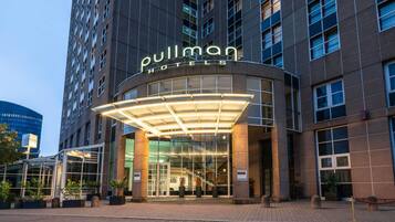 Façade de lâhĂ©bergement - soirĂ©e/nuit