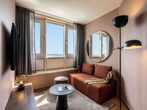 Chambre Deluxe, 1 lit double (Deluxe) | Literie de qualité supérieure, minibar, coffres-forts dans les chambres