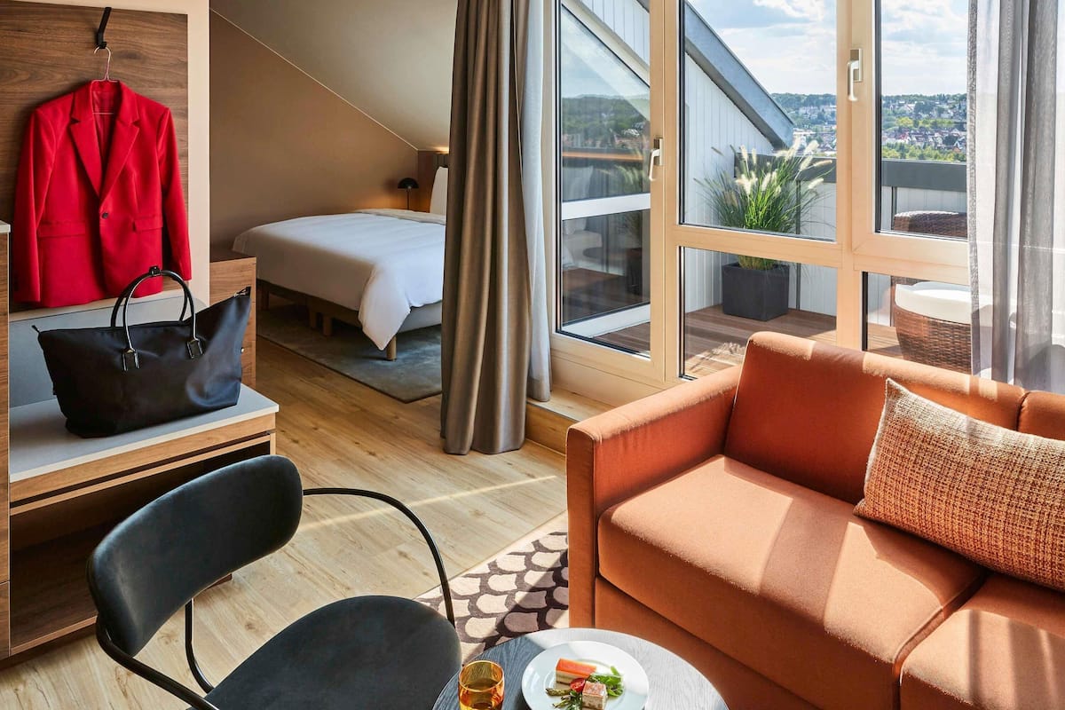 Suite junior, 1 cama matrimonial | Ropa de cama de alta calidad y minibar