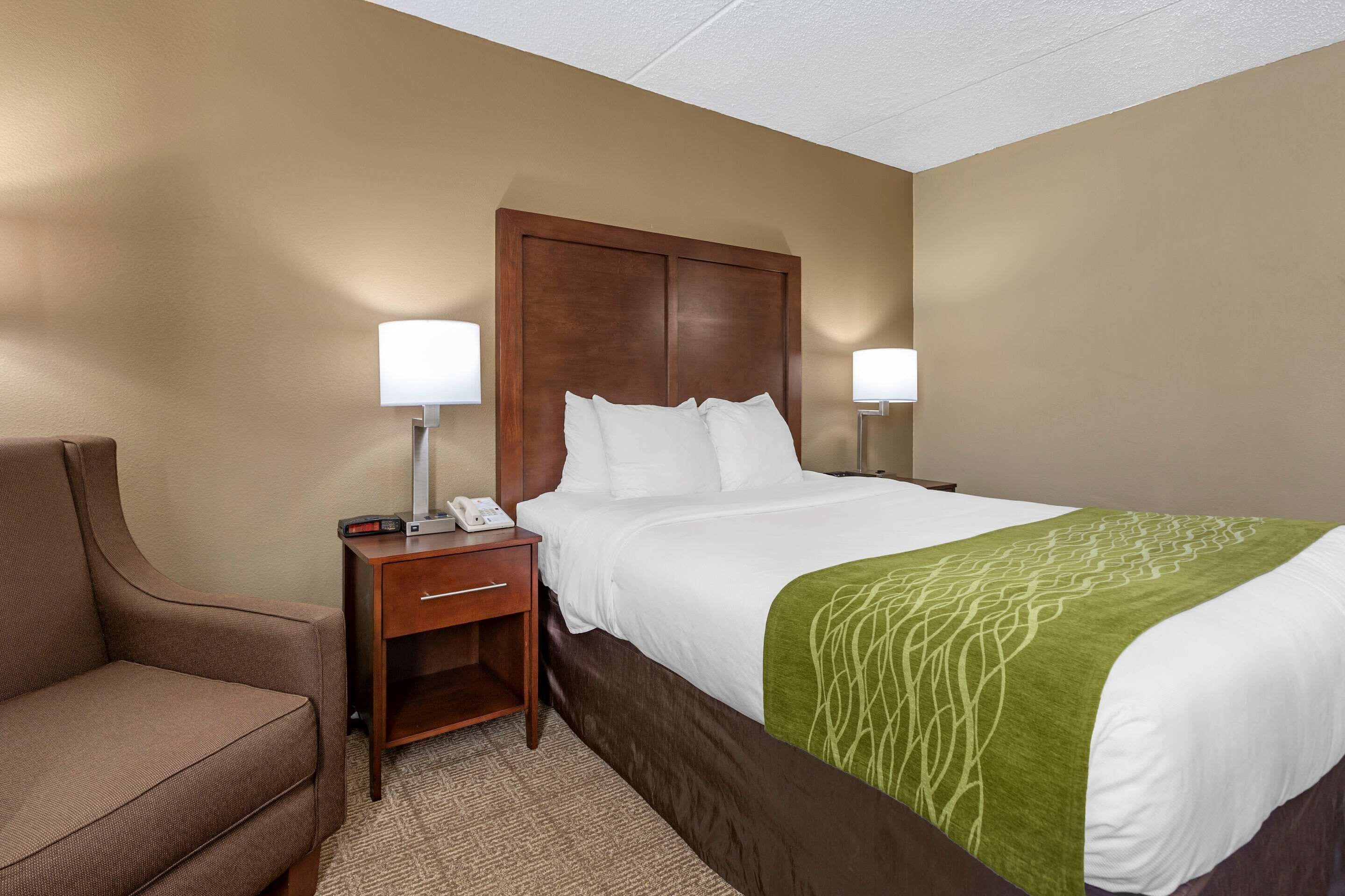Photo - Comfort Inn Edison - New Brunswick
