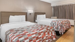 Deluxe Room, 2 Double Beds (Smoke Free) - Red Roof Inn Durham - Duke Univ Medical Center (Durham)