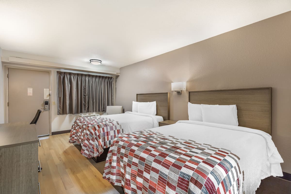 Standard Room, 2 Double Beds (Smoke Free) | 1 bedroom, down comforters, desk, laptop workspace