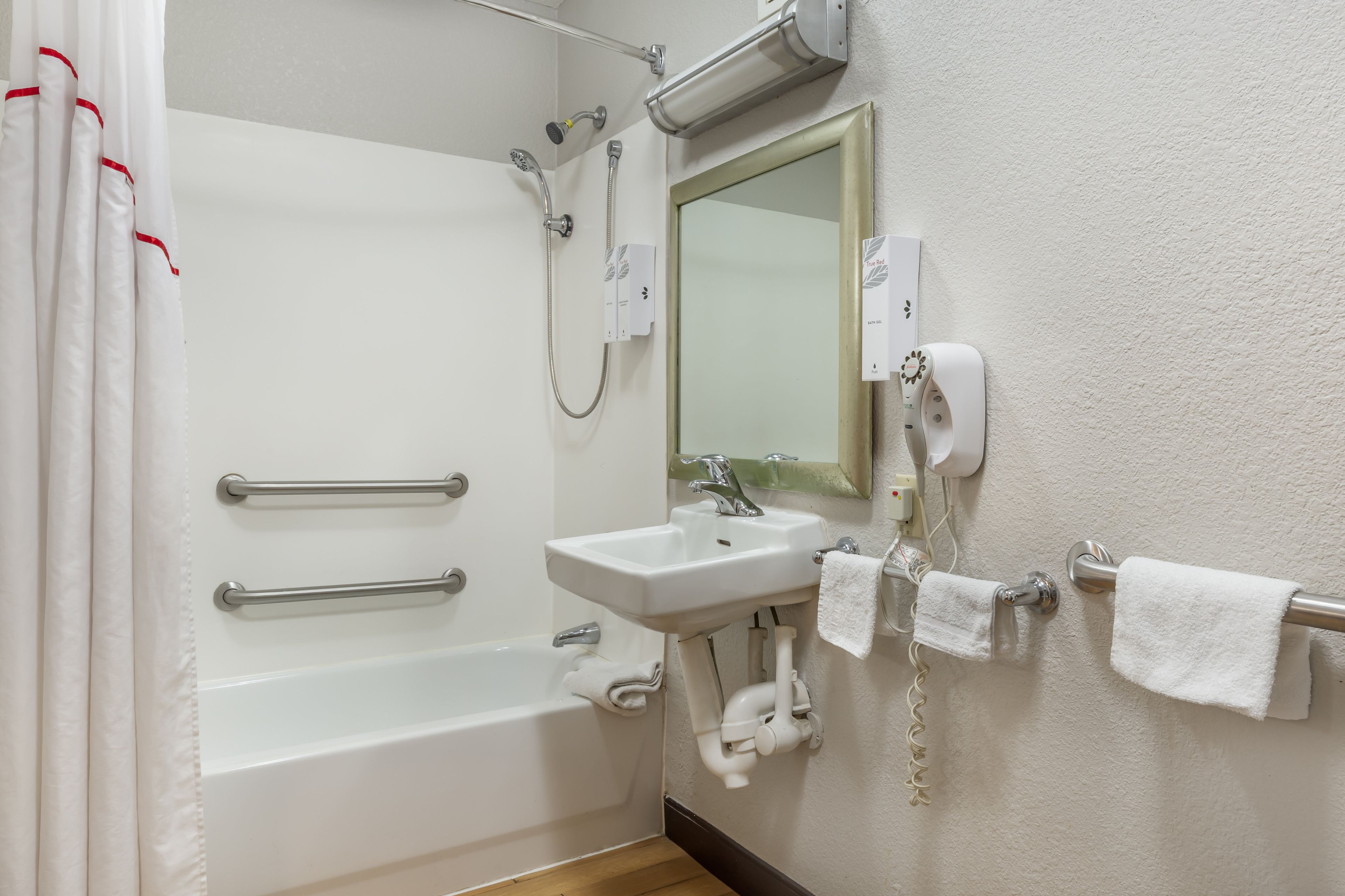 Free toiletries, towels