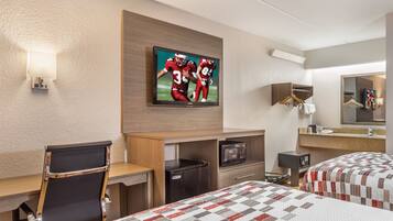 디럭스룸, 더블침대 2개 (Smoke Free) | 1 개의 침실, 오리/거위털 이불, 책상, 노트북 작업 공간