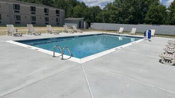 Seasonal outdoor pool