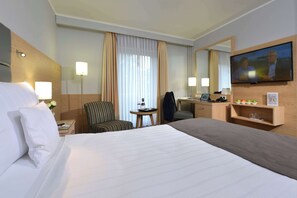 Economy Room, 1 Single Bed | Hypo-allergenic bedding, in-room safe, desk, soundproofing