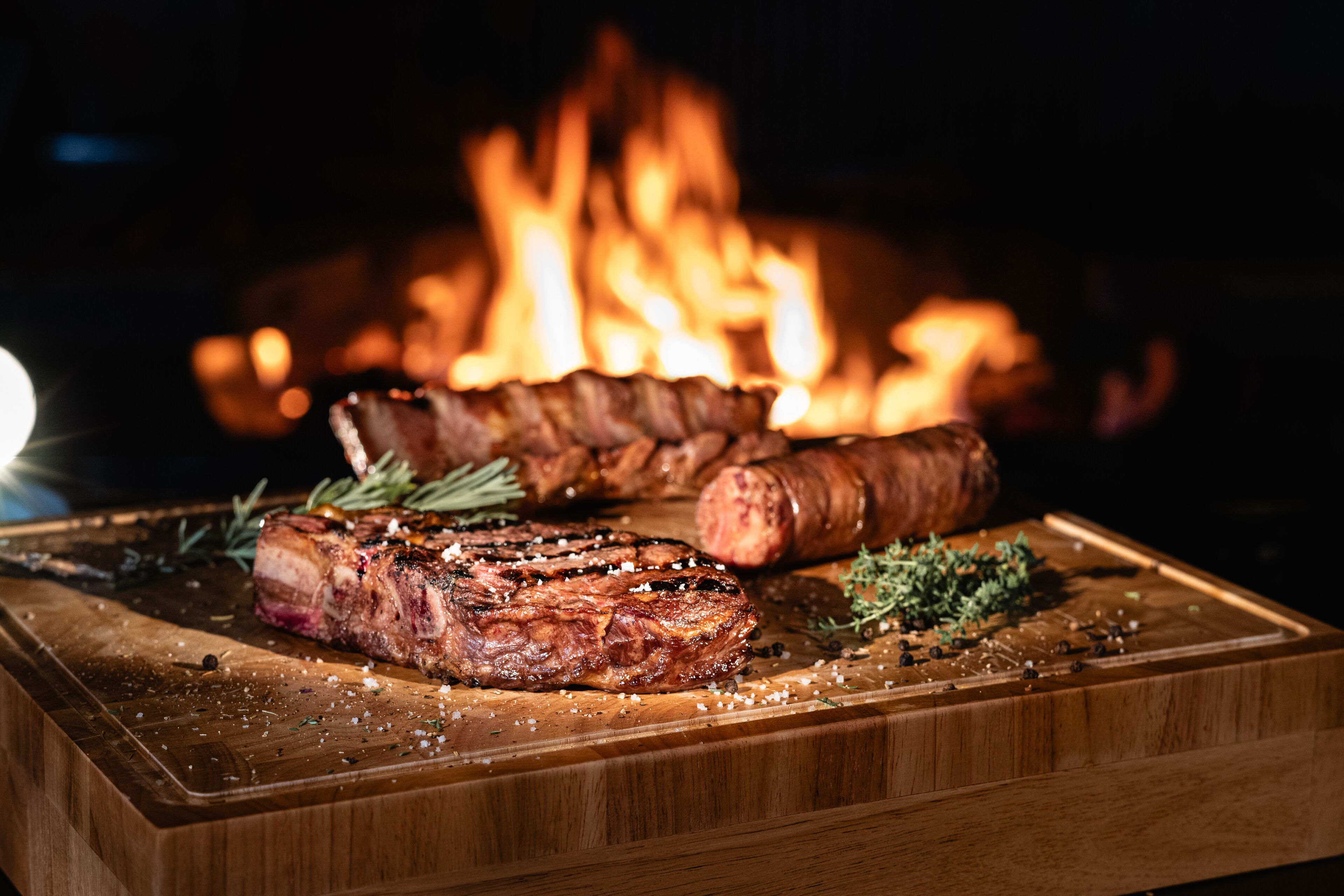 breakfast, lunch, dinner served; barbecue