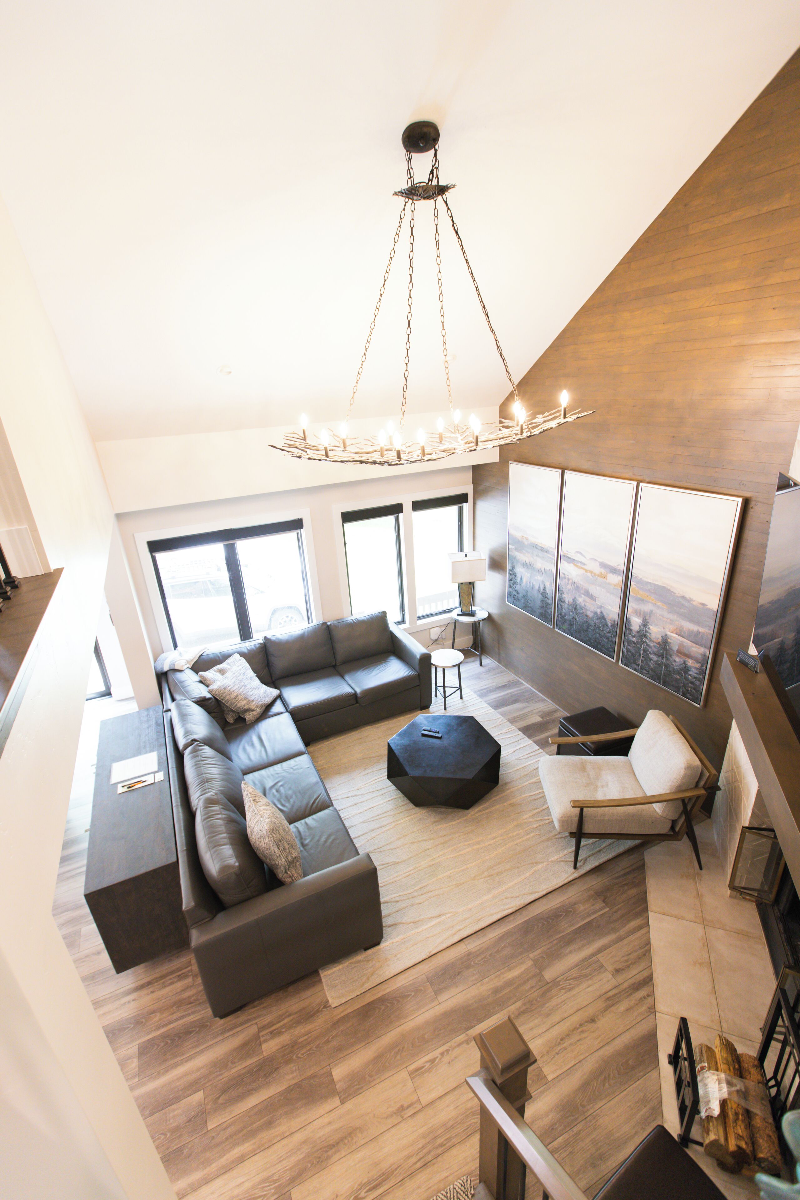 Traditional Townhome, Multiple Beds, Kitchen (3 Bedroom full kitch & Living area) | In-room safe, individually decorated, individually furnished