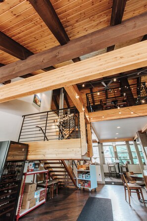 Lunch and dinner served  - Vail Racquet Club Mountain Resort (Vail)