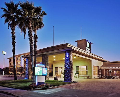 Holiday Inn Express Hotel & Suites Corning by IHG