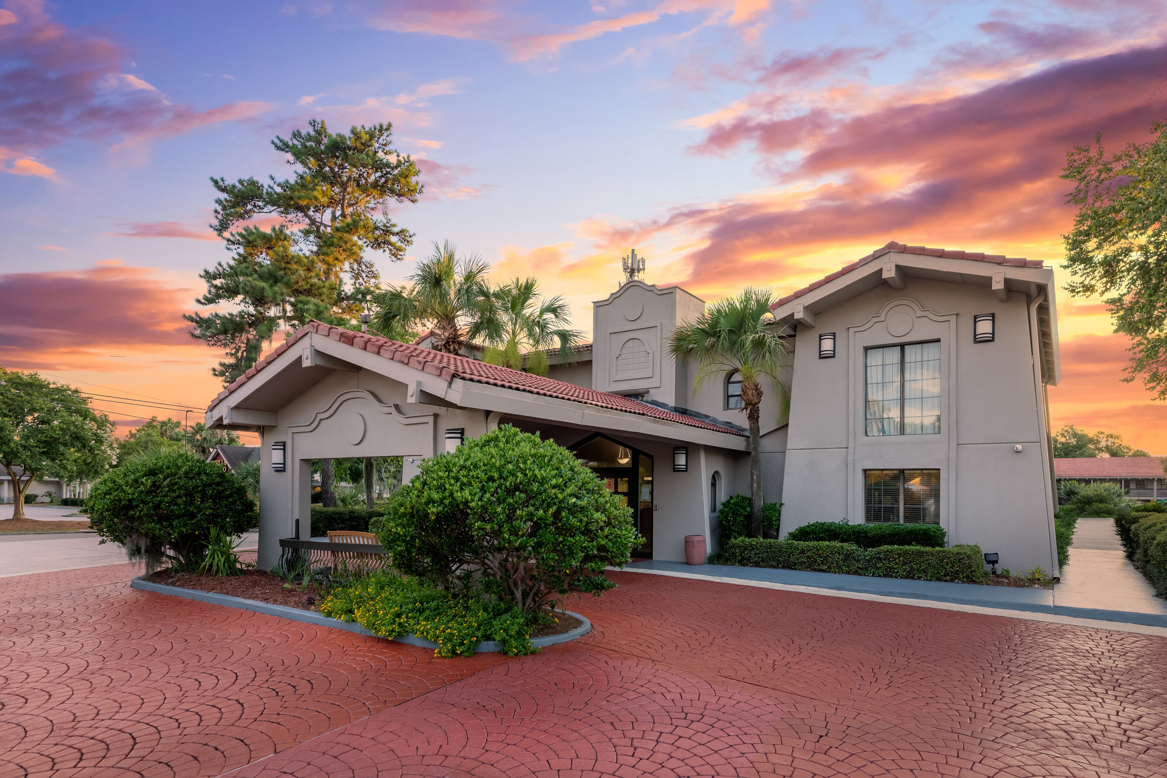 Foto - La Quinta Inn by Wyndham Savannah Midtown