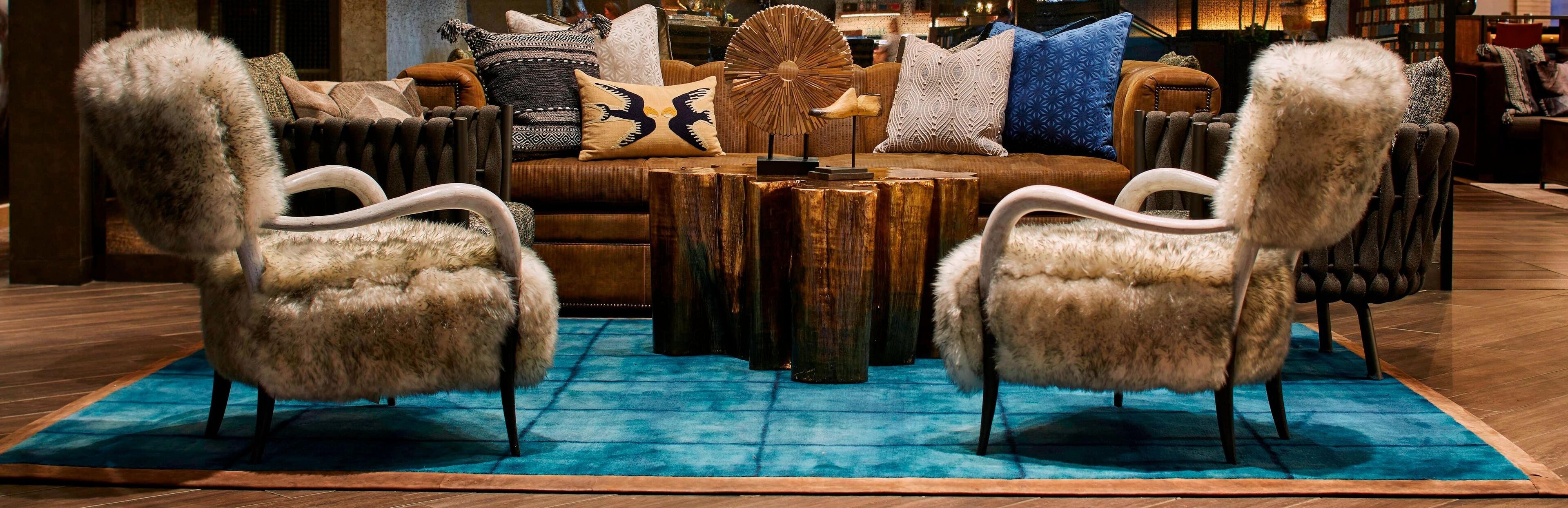 2 restaurants, breakfast, lunch, dinner served; american cuisine