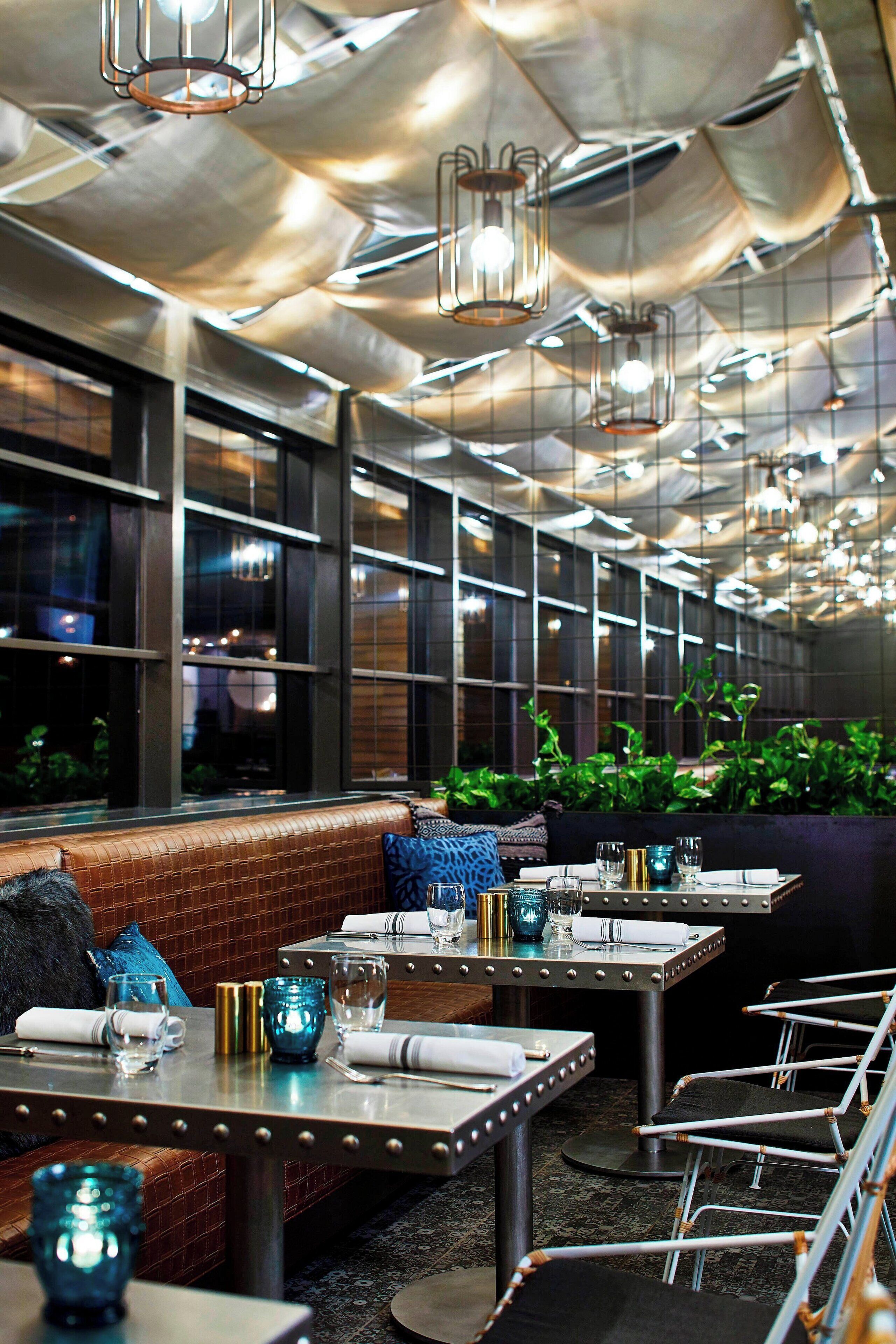 Photo - Renaissance Nashville Hotel