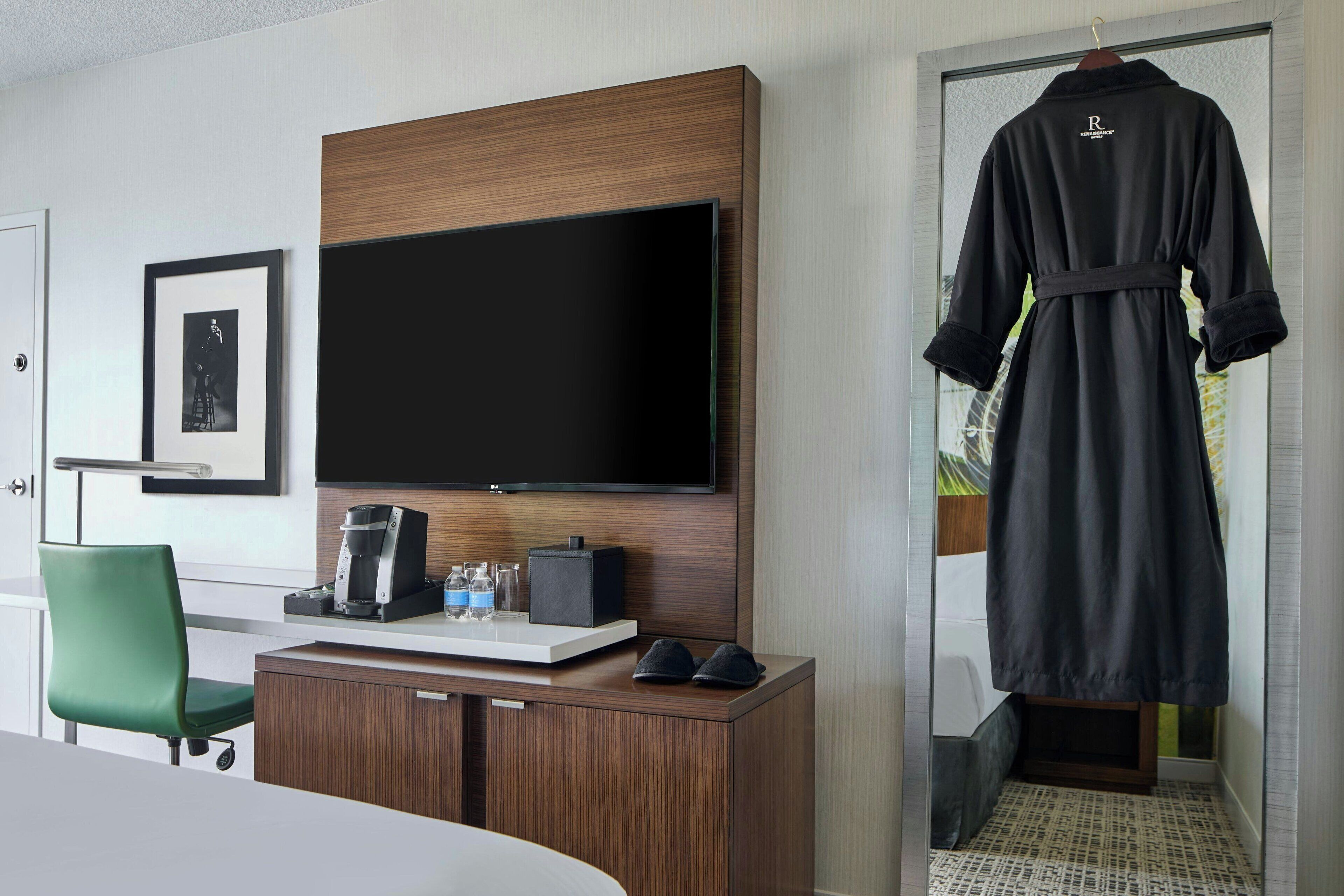 Pillow-top beds, in-room safe, desk, laptop workspace