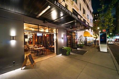Arthouse Hotel New York City - Image 11