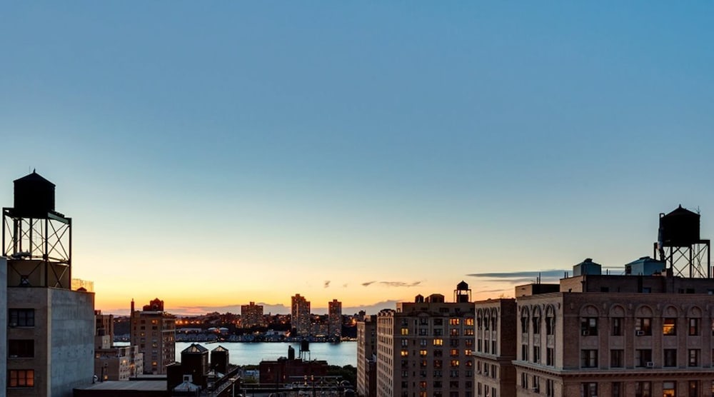 Arthouse Hotel New York City by null