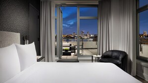 Penthouse (Suite) | Seprai premium, selimut bulu angsa, bantalan ekstra lembut, dan brankas