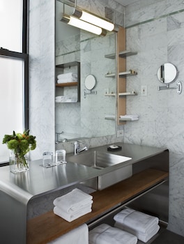 Free toiletries, hair dryer, towels at Arthouse Hotel New York City