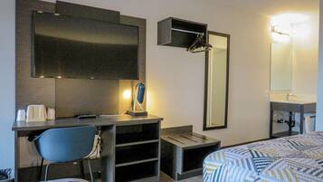 Bureau, espace de travail pour ordinateurs portables