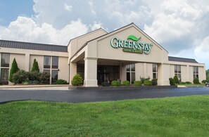 Elevator - Greenstay Hotel & Suites (Springfield)