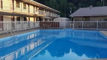Seasonal outdoor pool