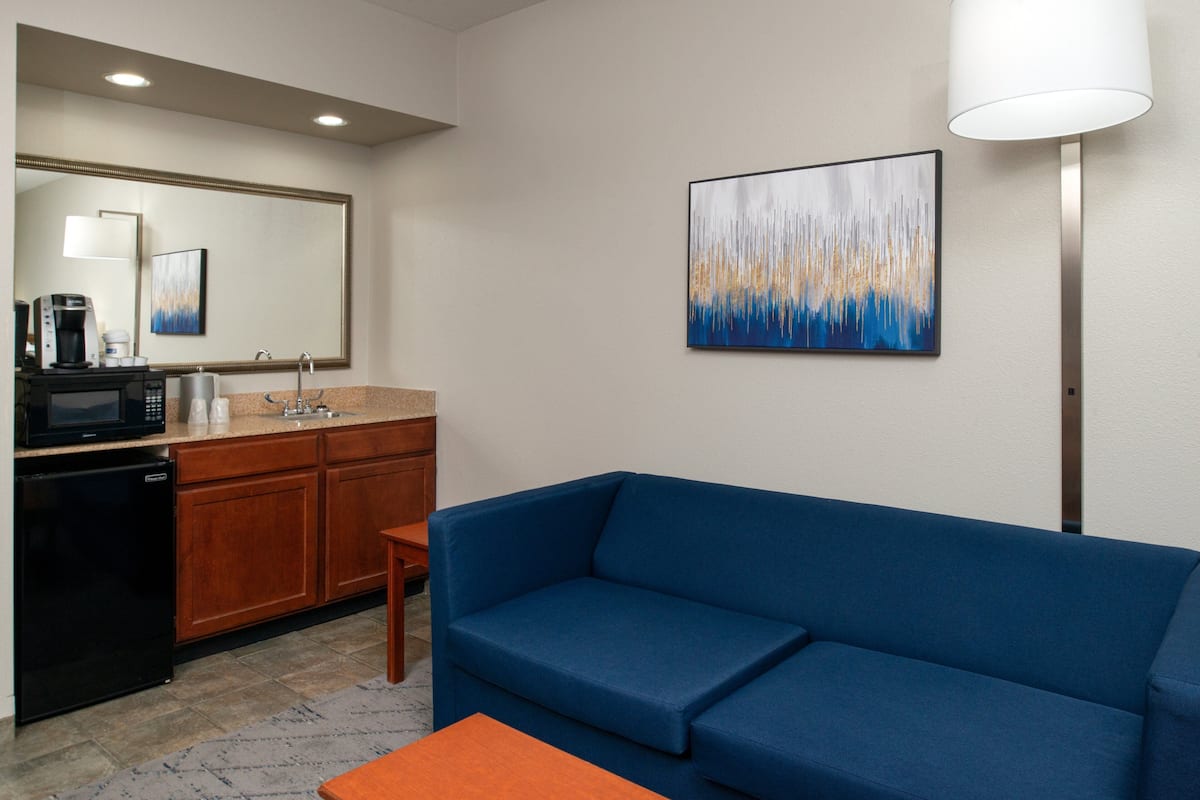 Executive Room, 1 King Bed, Non Smoking
