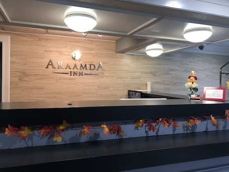 Reception. Araamda Inn Norcross