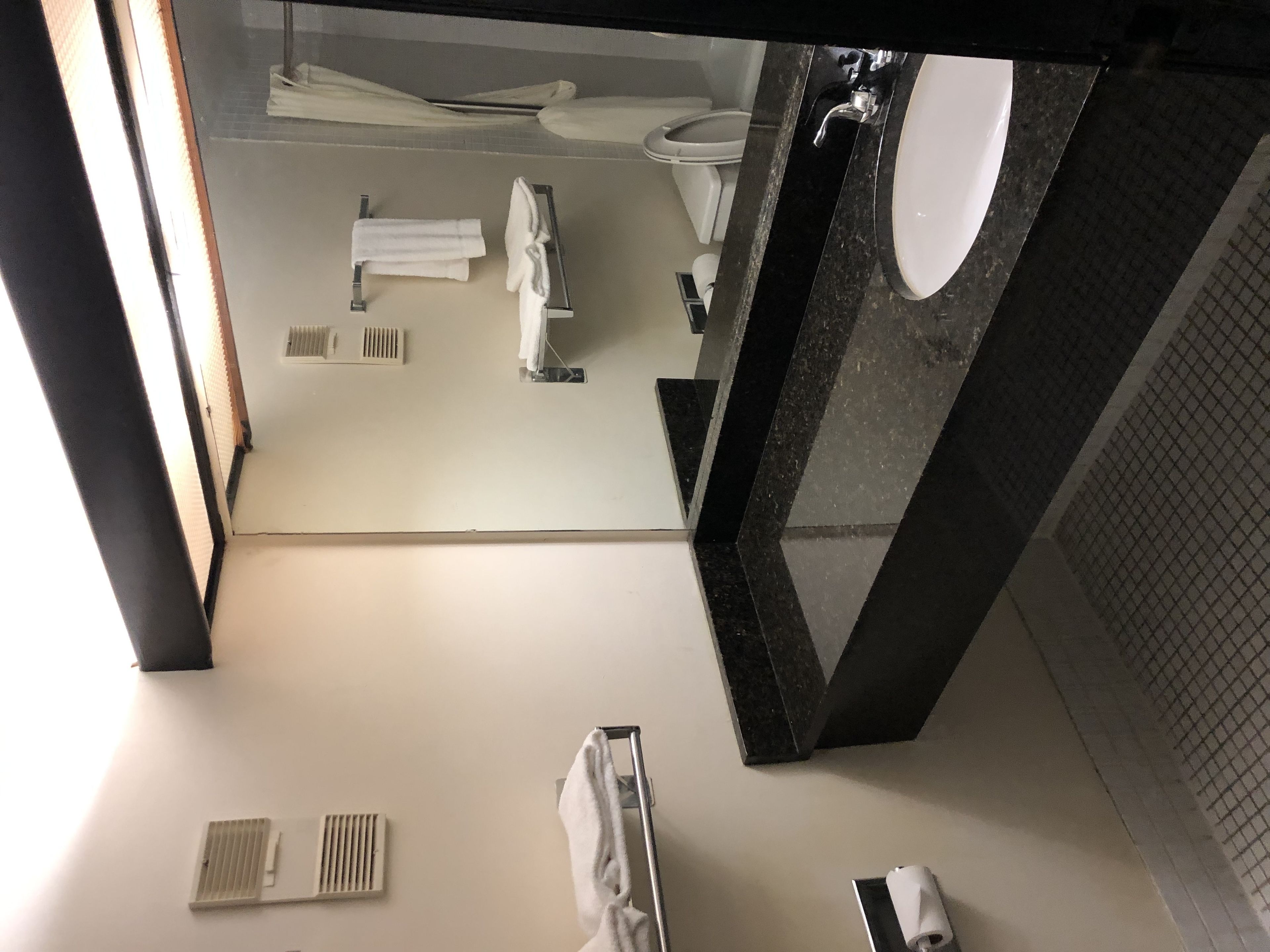 Rom – standard, 1 kingsize-seng, massasjebadekar | Vask på badet