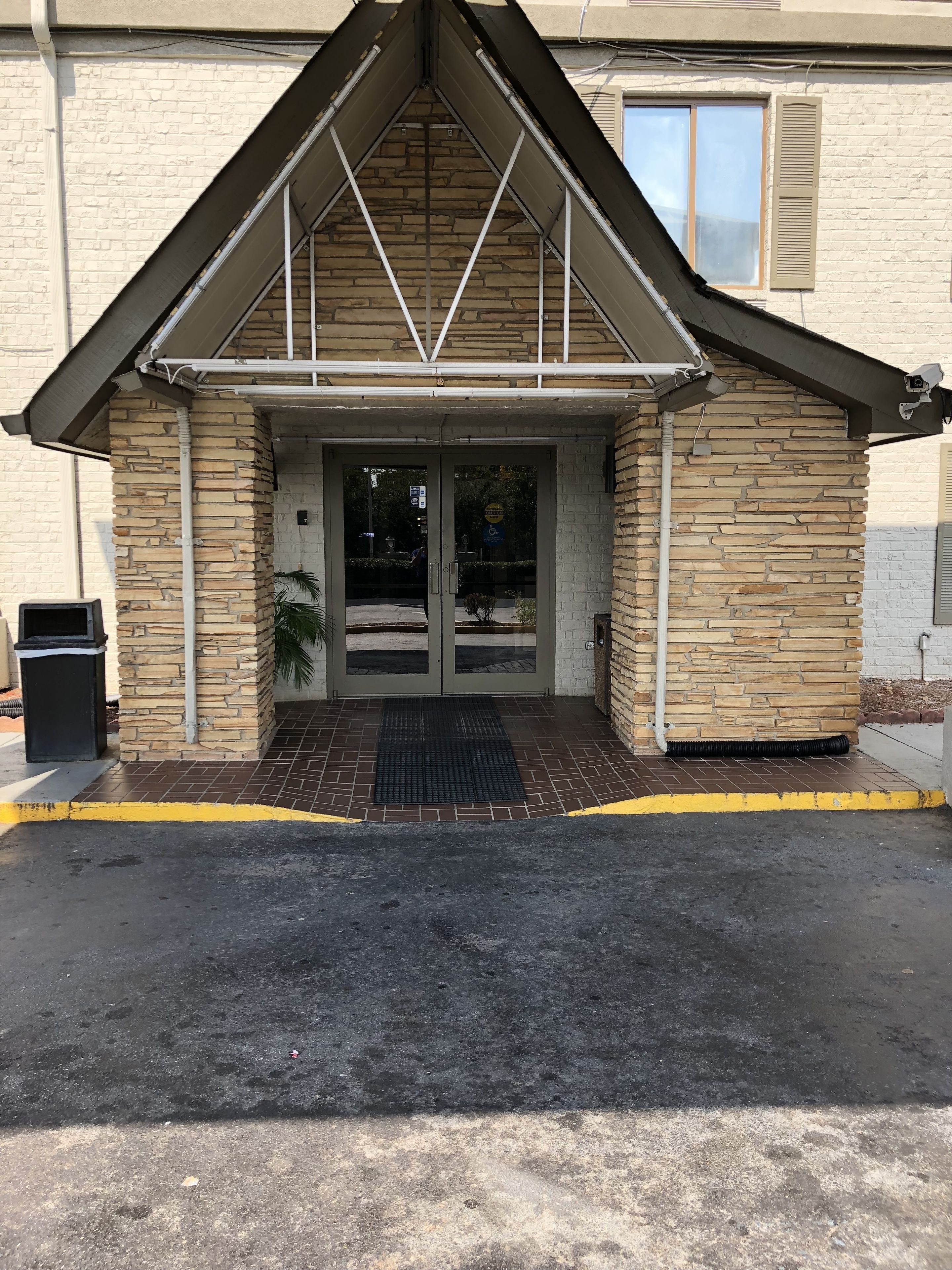 Entrada de la propiedad