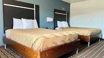 Cortinas blackout, tabla de planchar con plancha y wifi gratis