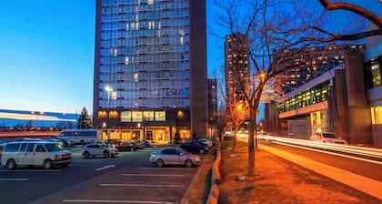 Sandman Hotel Montreal - Longueuil