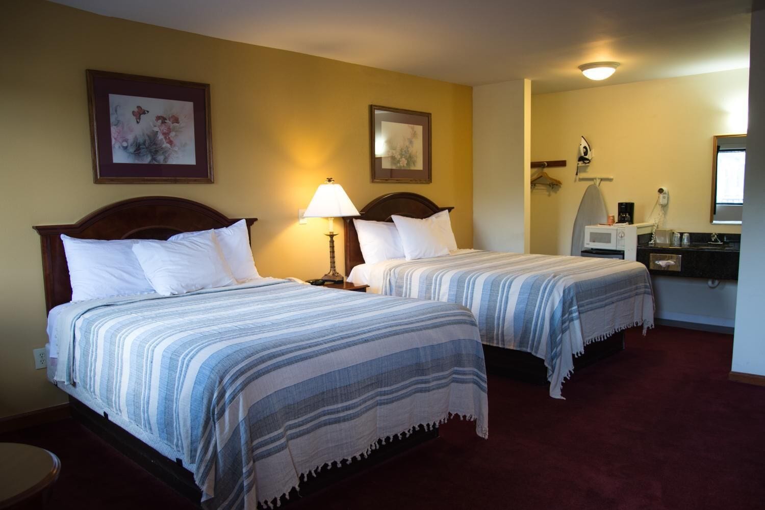 Photo - PIER BLUE INN Old Saybrook - Essex