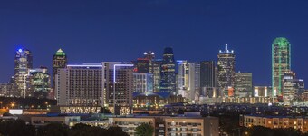 Sheraton Suites Market Center Dallas