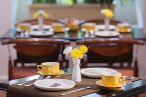 Tägliches kontinentales Frühstück gegen Gebühr