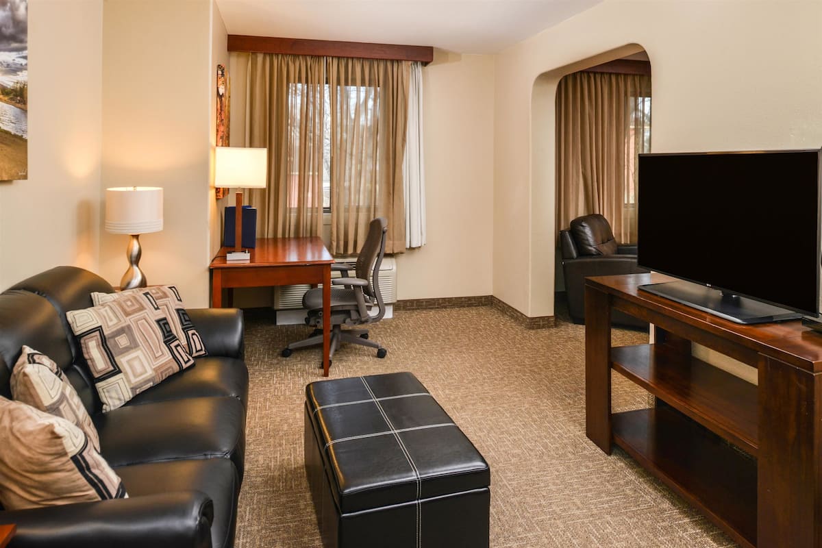 Suite, 2 Queen Beds, Non Smoking, Refrigerator & Microwave | In-room safe, desk, iron/ironing board, free WiFi