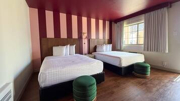 In-room safe, desk, iron/ironing board, free WiFi