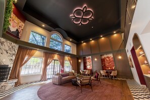 Lobby - Best Western University Inn (Fort Collins)