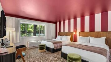 In-room safe, desk, laptop workspace, free WiFi
