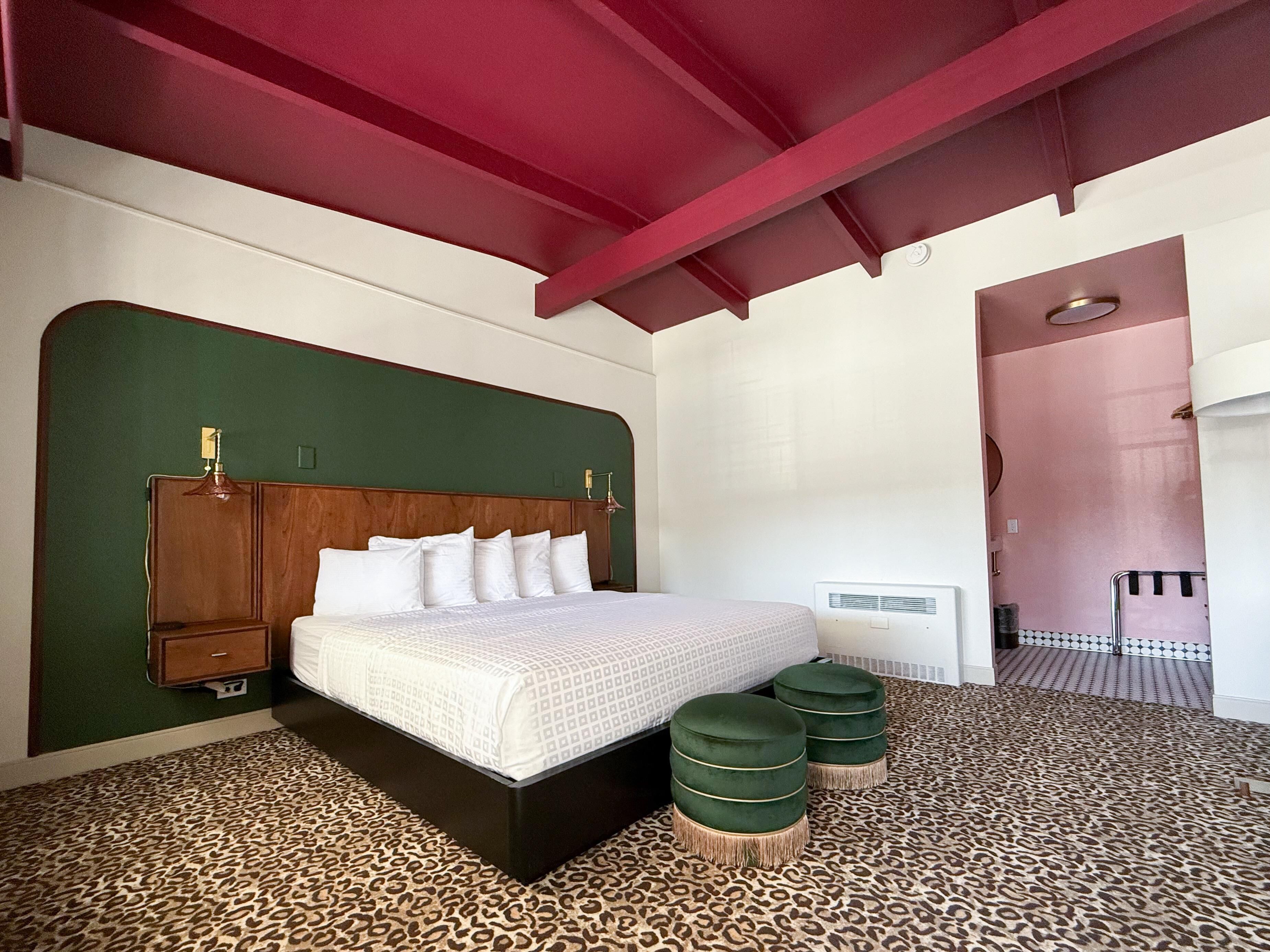 객실 내 금고, 책상, 다리미/다리미판, 무료 WiFi