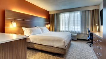 Hypo-allergenic bedding available, in-room safe, desk, blackout drapes