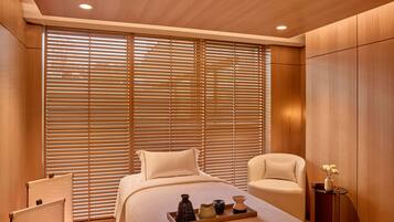 Couples treatment rooms, body treatments, facials, massages
