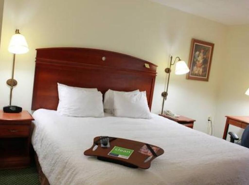 Minibar y caja de seguridad en la habitación 
