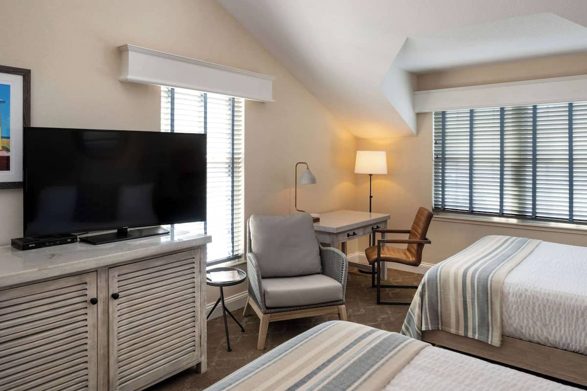 Standard Room, 2 Queen Beds, Non Smoking | Desk, blackout drapes, iron/ironing board, free WiFi