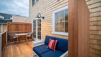 ์ฑ
์, ์๋ง ์ปคํผ, ๋ค๋ฆฌ๋ฏธ/๋ค๋ฆฌ๋ฏธํ, ๋ฌด๋ฃ WiFi