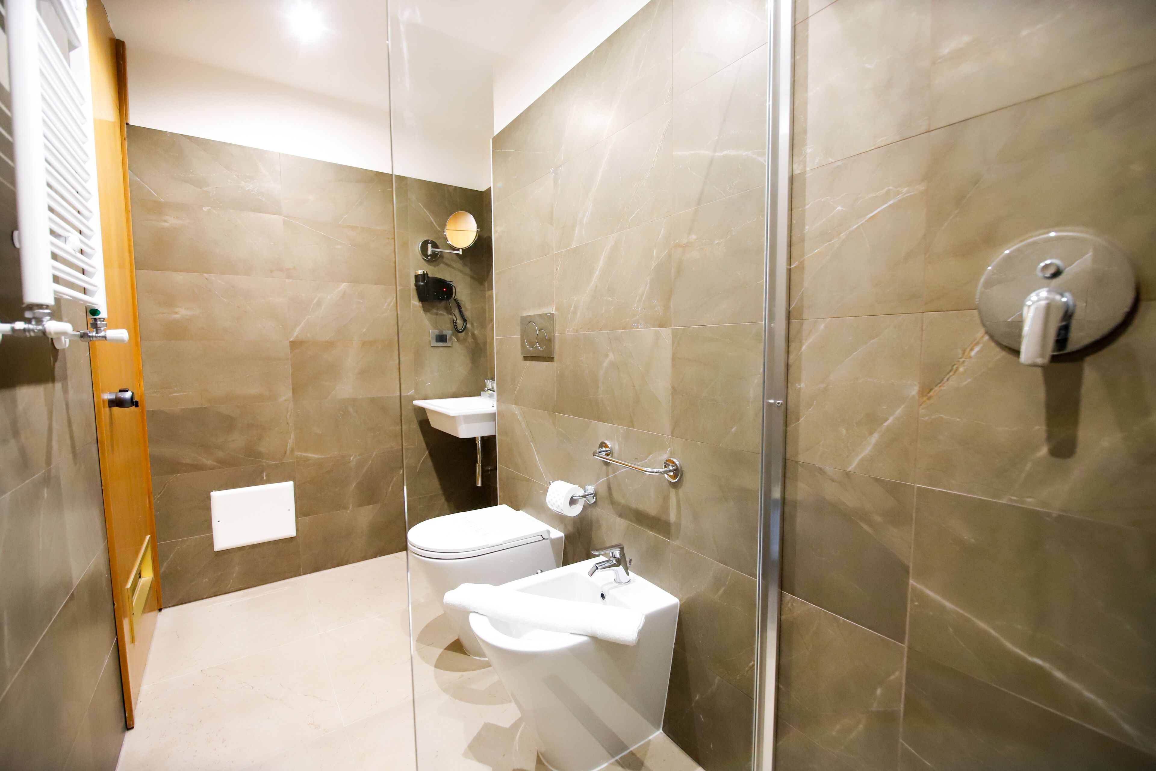 Photo - Hotel Diplomatic