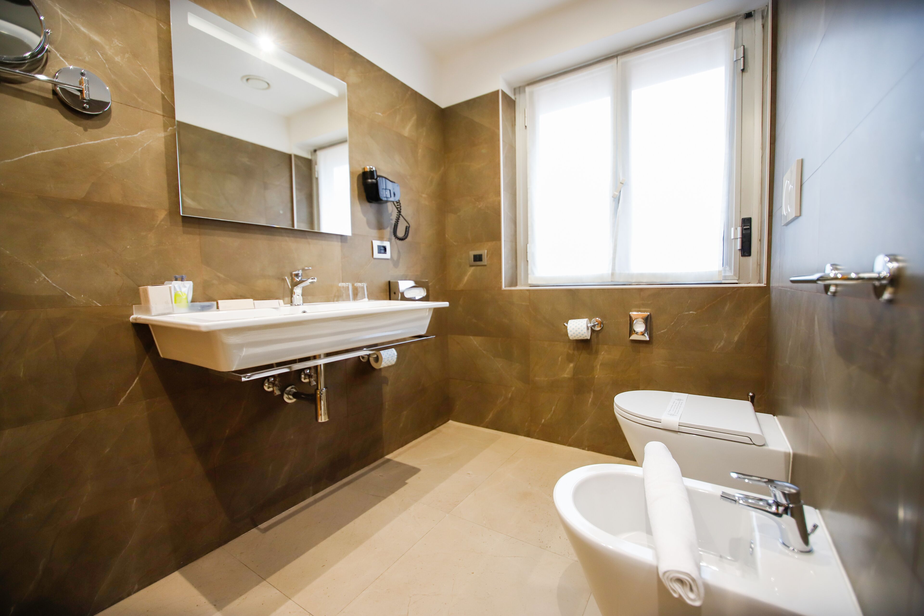 Photo - Hotel Diplomatic