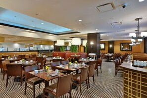 Daily continental breakfast for a fee - Sheraton Grand Chicago Riverwalk (Chicago)