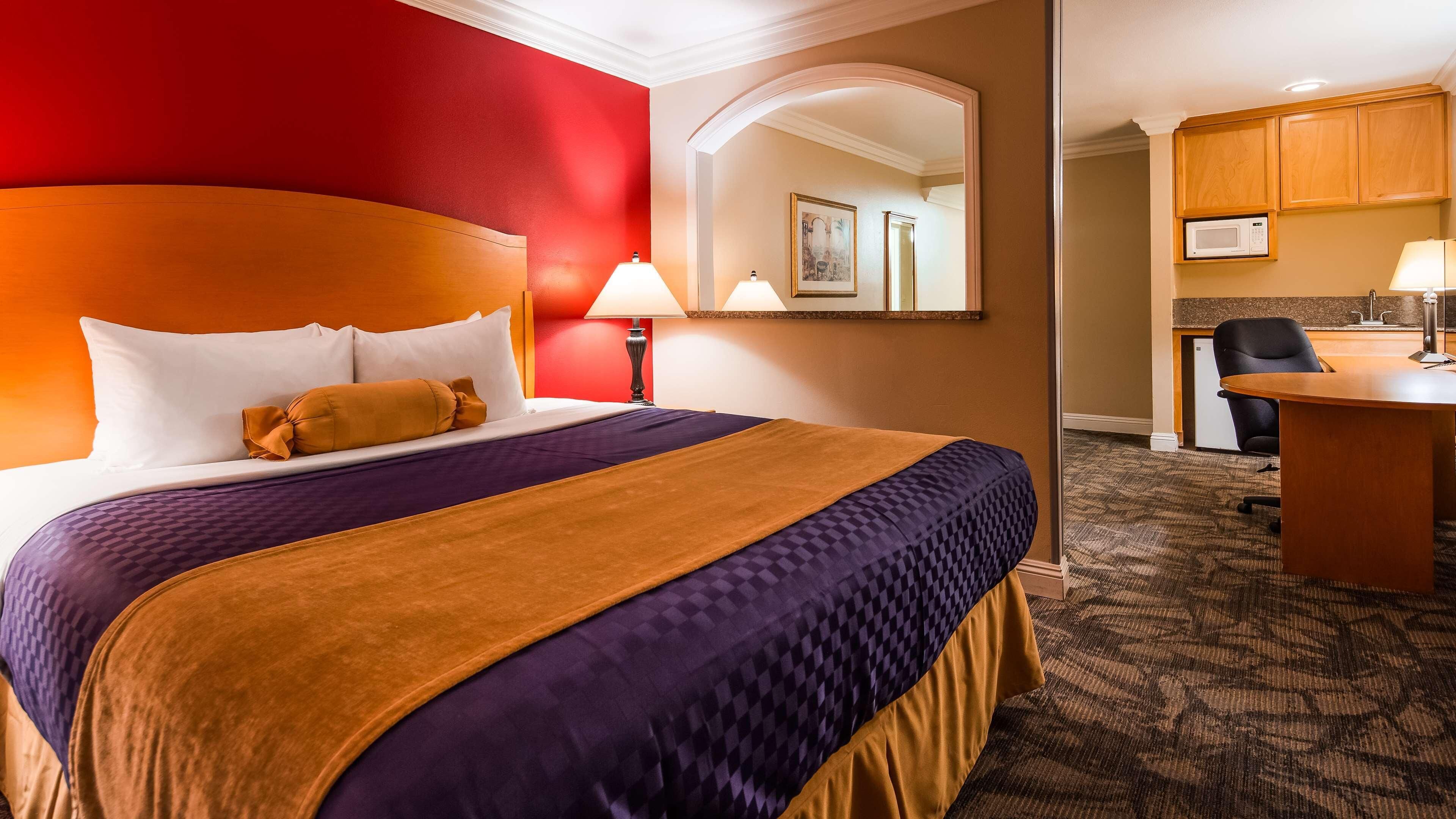 Desk, iron/ironing board, free cribs/infant beds, free WiFi